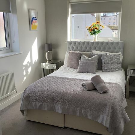 Luxury Riverside 2 Bedroomed Apartment With Balcony Newport  Luaran gambar