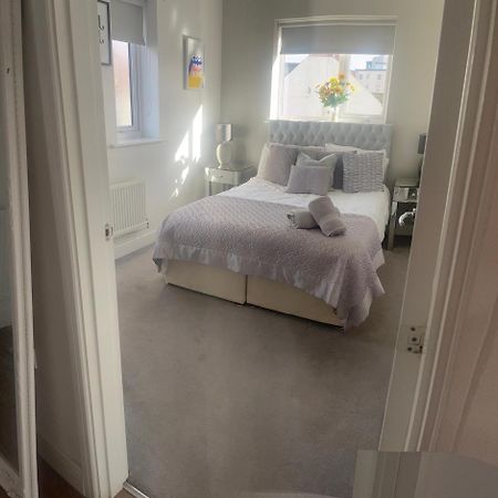 Luxury Riverside 2 Bedroomed Apartment With Balcony Newport  Luaran gambar