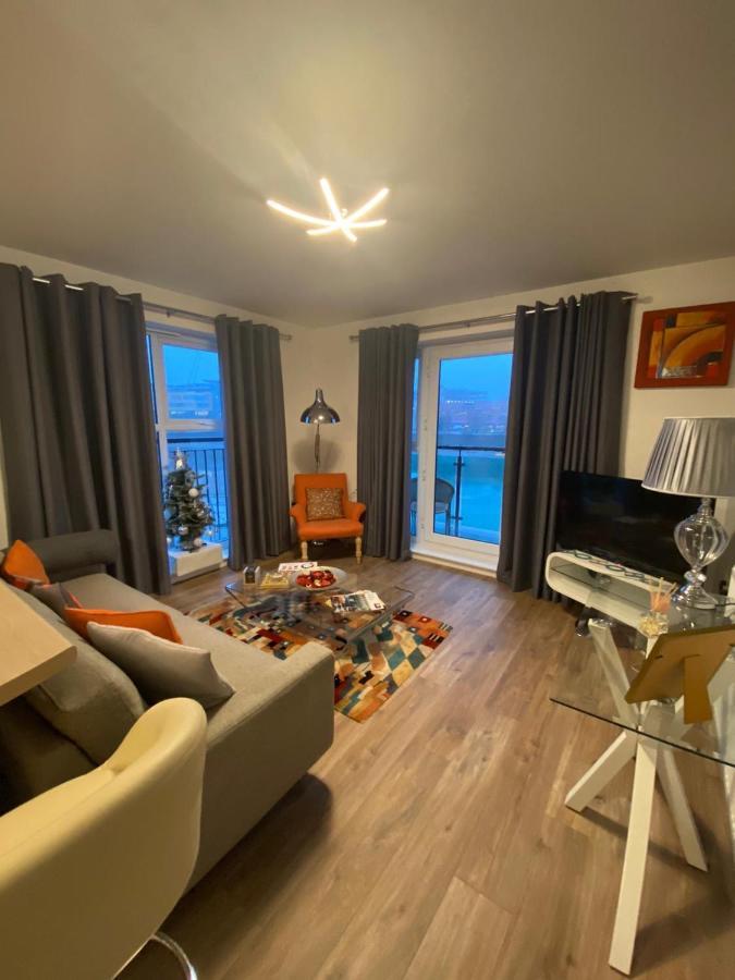 Luxury Riverside 2 Bedroomed Apartment With Balcony Newport  Luaran gambar